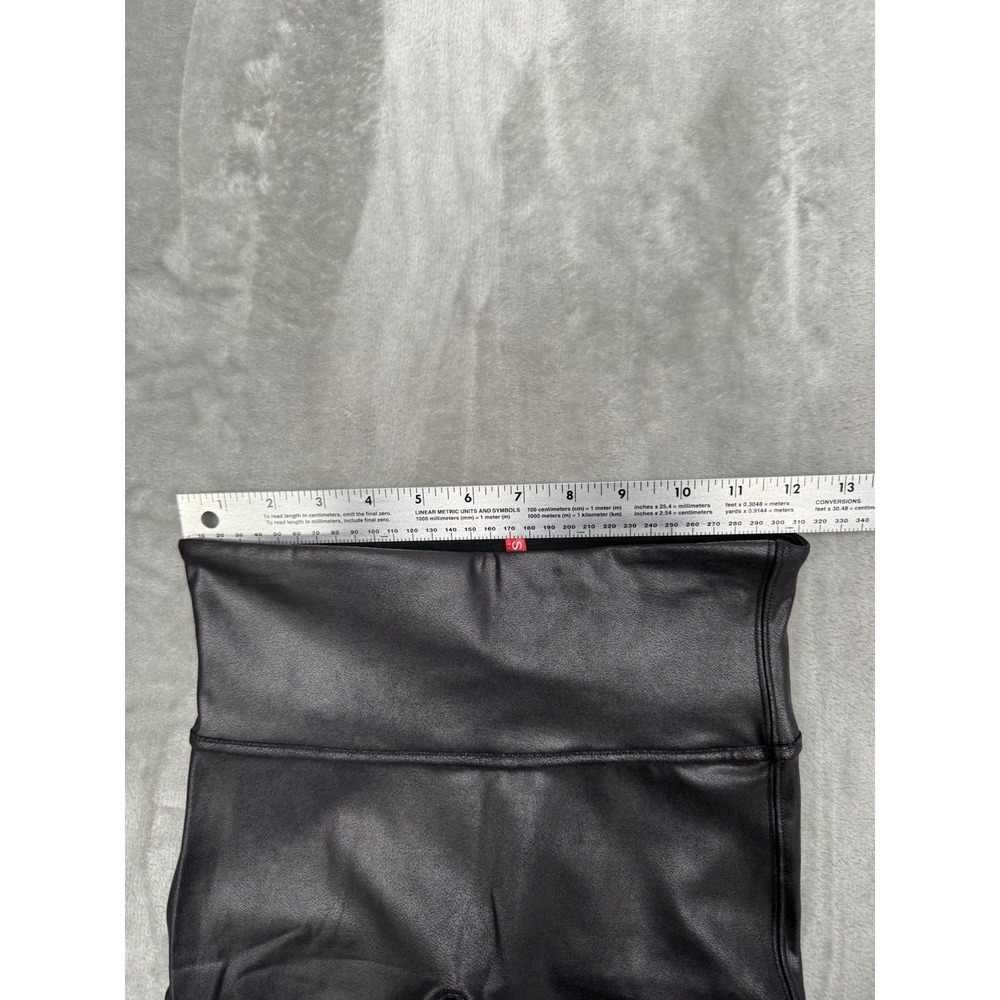 Spanx Faux Leather Moto Leggings Womens Small Petite PS Black Biker Pants Ribbed - Picture 5 of 7